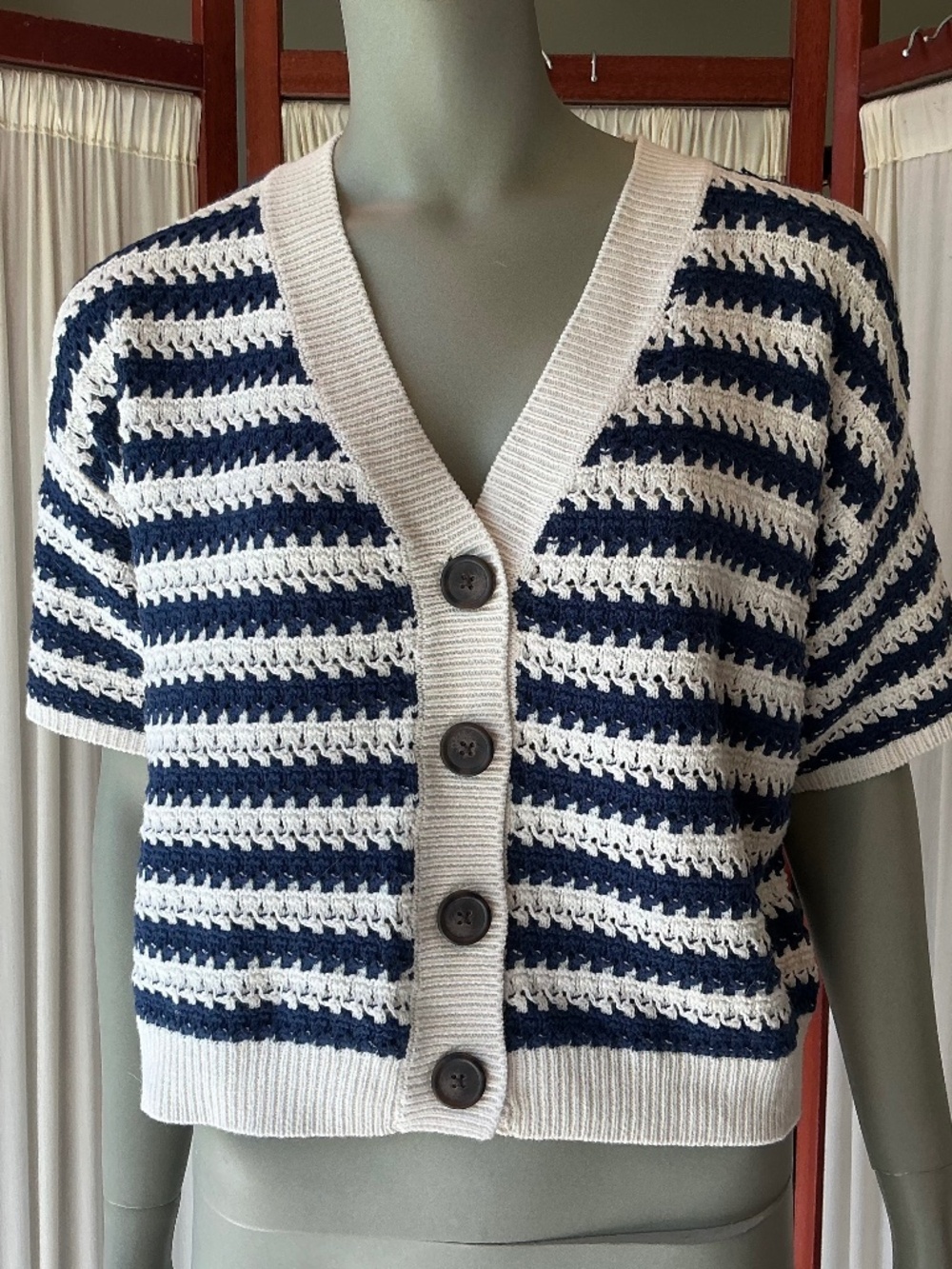 Universal Thread Striped Short Sleeve Cardigan Sweater Women's Size Small